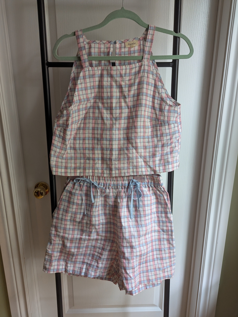 Fortiv Pink & Blue Plaid Linen Tank And Shorts Set